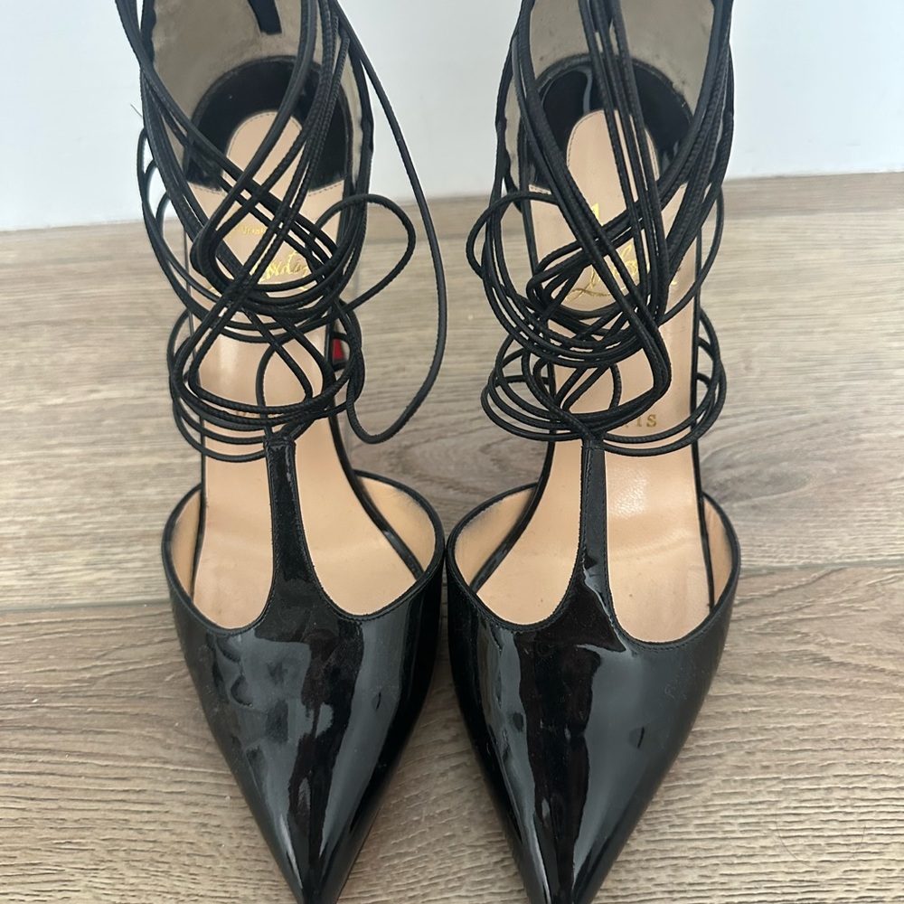 Christian Louboutin Black Patent Pointed-Toe Lace-Up Heels 38